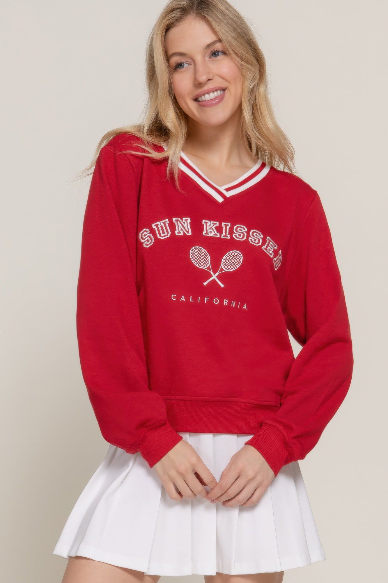 Long slv v-neck embroidered sweatshirt Marabella Inspirations